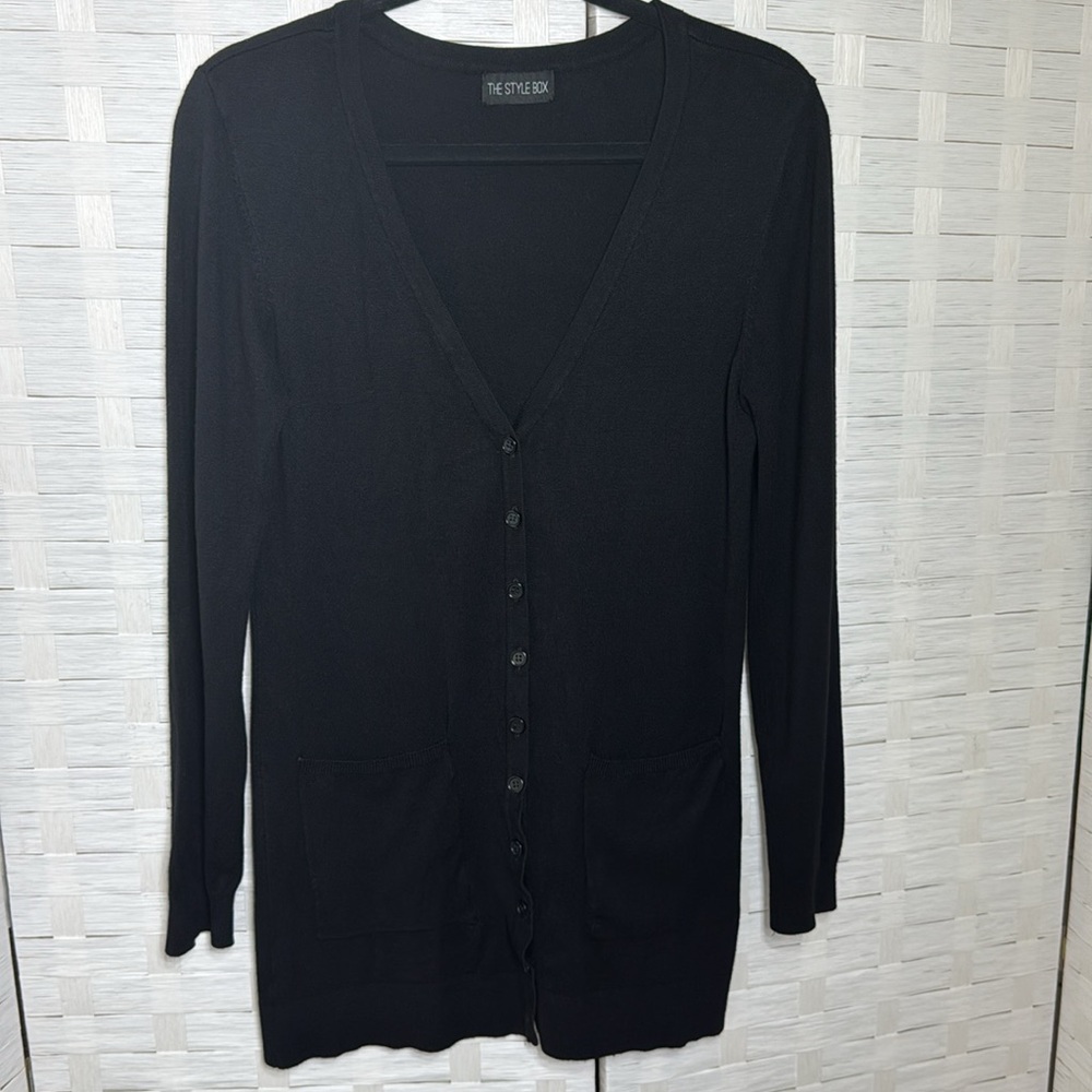 The Style Box Basic Black Button Down Cardigan w/Front Pockets see measurements - Picture 2 of 7